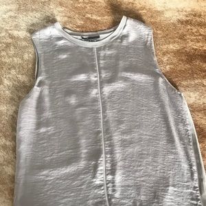 Vince crewneck silk sleeveless top